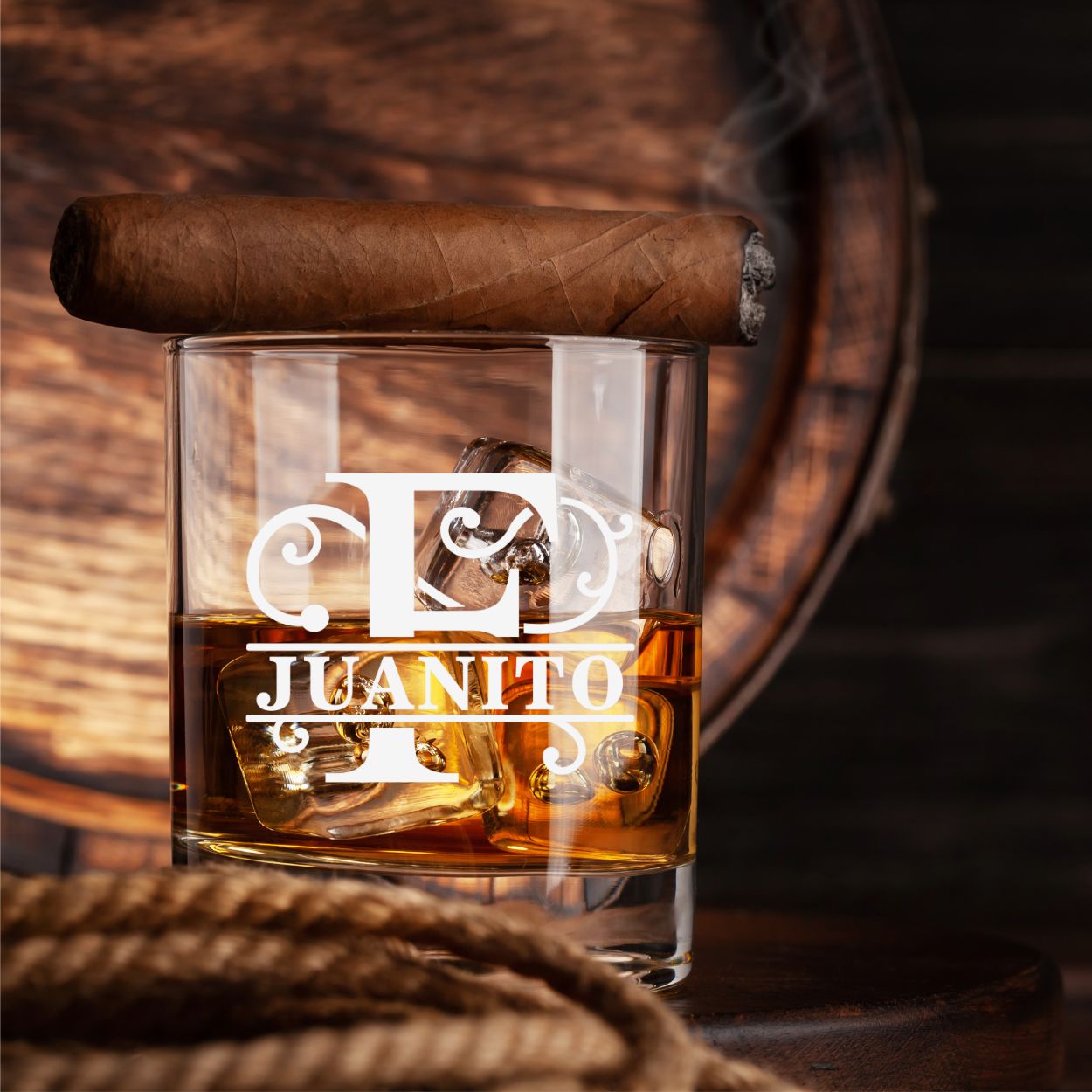 vaso whisky diseño split letter tus iniciales
