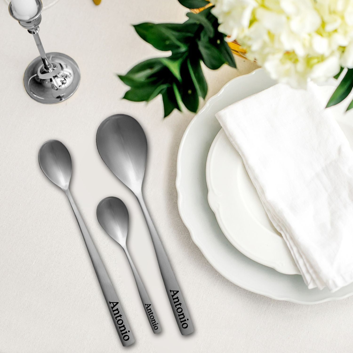 Juego cuchillo tenedor Comas BCN personalizado